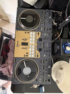 (Category: ) located in . Submitted by alarcon_ (Listing ID 1422733995, Image 1). Description: .