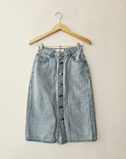 (Kategori: ) berada di . Dikirim oleh elserrascloset (ID iklan 1422746418, Gambar 1). Deskripsi: .