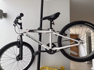 (Category: ) located in . Submitted by tongmx (Listing ID 1422755916, Image 1). Description: .