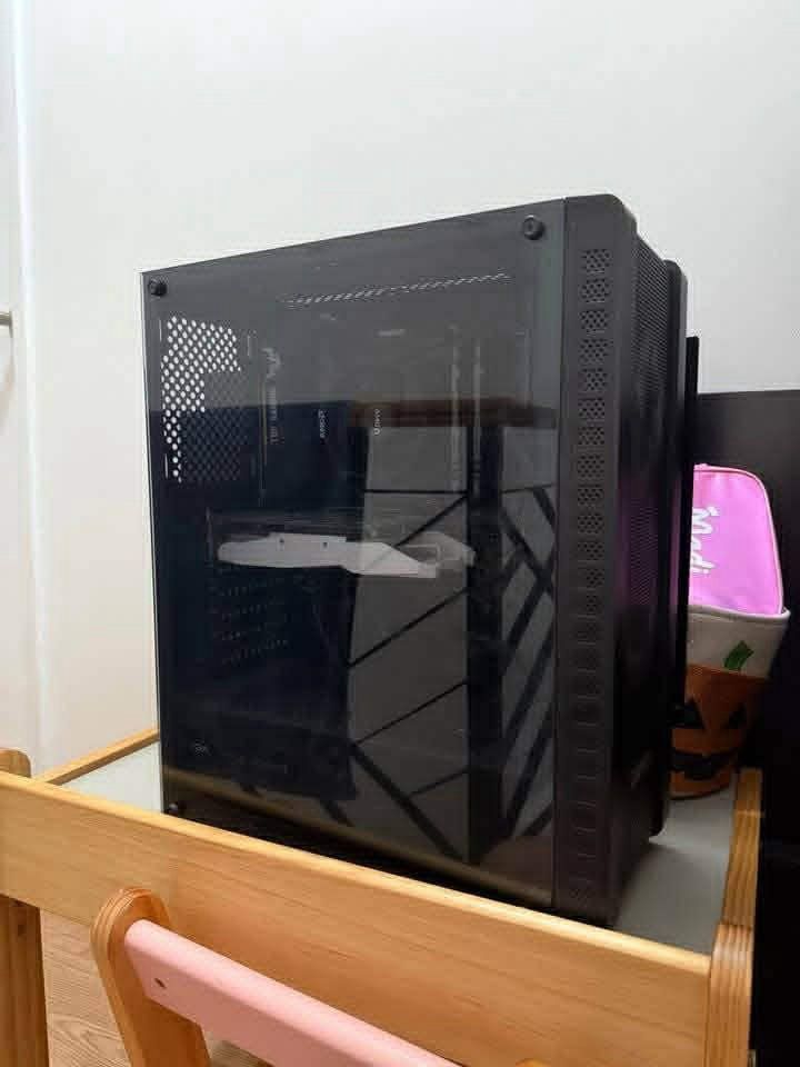 Ryzen 5 (Category: Desktops) located in Bacoor. Submitted by shelle07 (Listing ID 1422842881, Image 3). Description: SPECS: CPU: Ryzen 5 3600 RAM: 16gb GPU: NVIDIA GeForce GTX 1050 Ti Storage: 1TB SSD Motherboard: ASUS TUF Gaming B450M‎ ‎ Inclusions: monitor samsung 75Hz frameless 24 inches Keyboard Reddragon fizz 60% Mouse Logitech g203 ‎ Performance: •Valorant - High settings (smooth FPS) •GTA V - Medium to High •Fornite - Medium to High •Good 