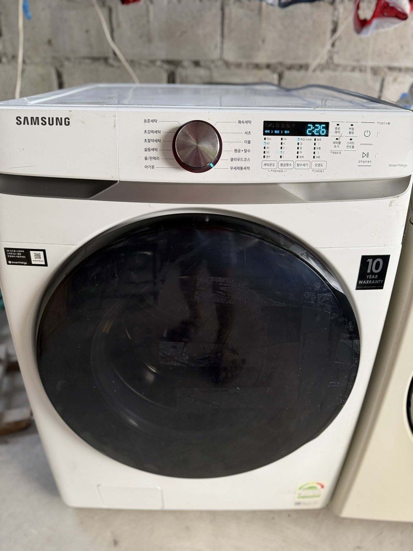 Samsung Front Load Washing Machine WF19T6000KW (Category: Washing Machines and Dryers) located in Bulacan. Submitted by kickszz (Listing ID 1422726589, Image 1). Description: - the Samsung Front Load Washing Machine - Model: WF19T6000KW - Large capacity drum - Multiple wash cycle options - Stainless steel drum interior - 19.0 kg washing capacity.