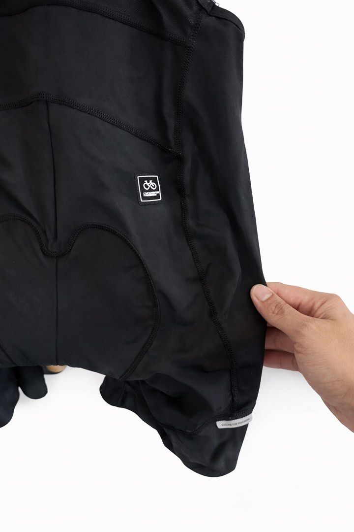 Santic Black Cycling Bib Shorts (Category: Activewear) located in Manila. Submitted by tiongry (Listing ID 1422742902, Image 2). Description: - Black Santic cycling bib shorts - Padded chamois for comfort - Bib design with secure straps - CYCLING FOR FREEDOM logo visible - Ideal for cycling.