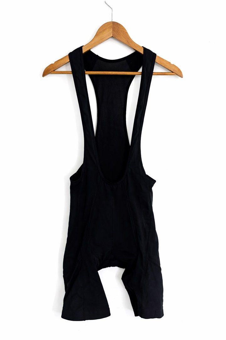 Santic Black Cycling Bib Shorts (Category: Activewear) located in Manila. Submitted by tiongry (Listing ID 1422742902, Image 1). Description: - Black Santic cycling bib shorts - Padded chamois for comfort - Bib design with secure straps - CYCLING FOR FREEDOM logo visible - Ideal for cycling.