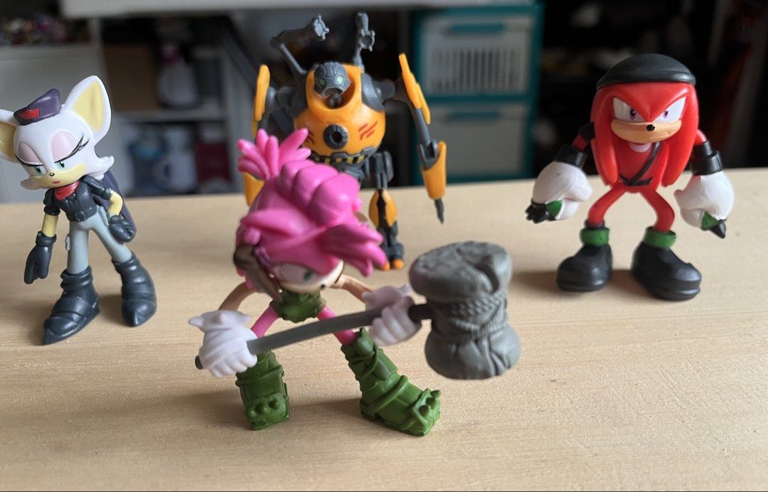 Sonic the Hedgehog Action Figures (Category: Figurines & Statues) located in Calasiao. Submitted by xwbj4ycjw975281 (Listing ID 1422839147, Image 2). Description: - Sonic the Hedgehog action figure set. - Includes Sonic, Tails, Knuckles, Amy Rose, and other characters. - Each figure features unique details and poses. - Ideal for Sonic fans and collectors. - Ready to add to your collection!.