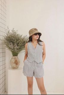 (Category: ) located in . Submitted by wears.thea (Listing ID 1422866339, Image 1). Description: .