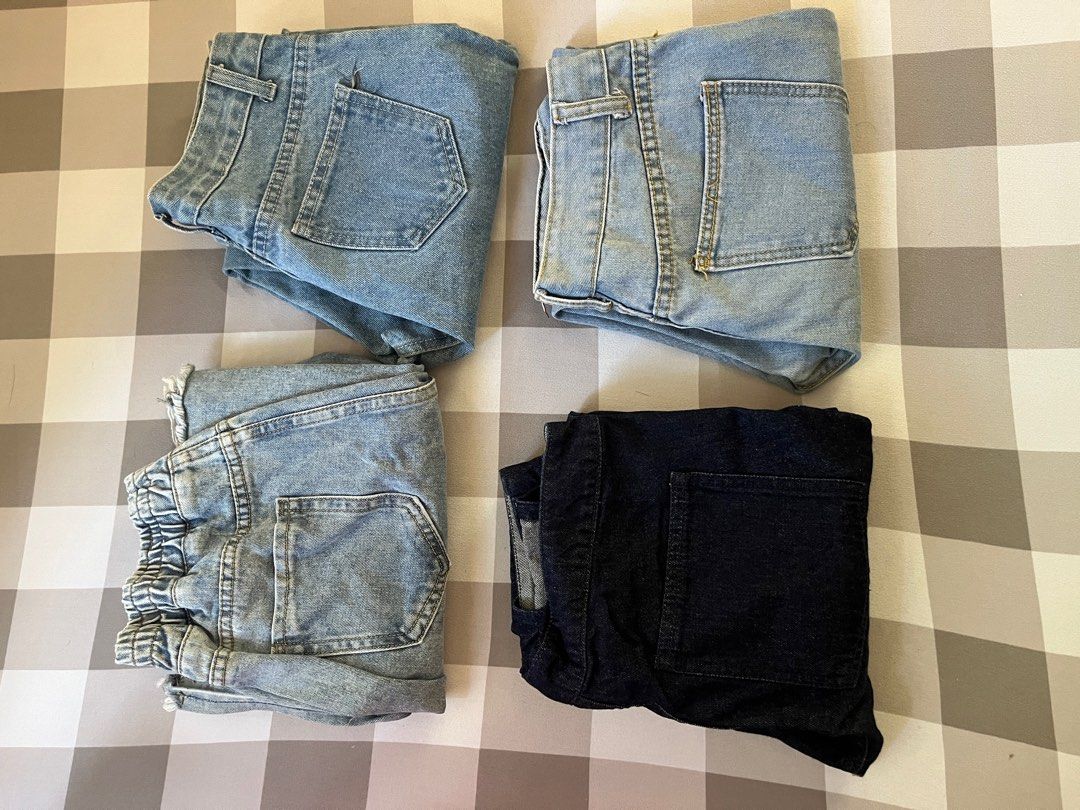 (Take all) Light Wash Denim Jeans - Size 24 (Category: Jeans) located in Antipolo. Submitted by byAdi (Listing ID 1422722903, Image 1). Description: .