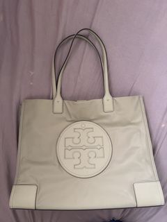 （分類：）位於 。 由 lauzarus99 提交（商品編號 1422738006，圖片 1）。簡介： 。