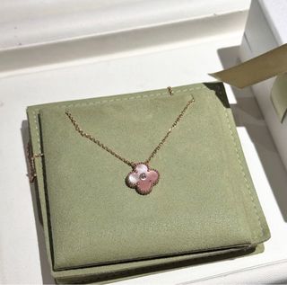 （分類：）位於 。 由 modeelegance 提交（商品編號 1422843473，圖片 1）。簡介： 。