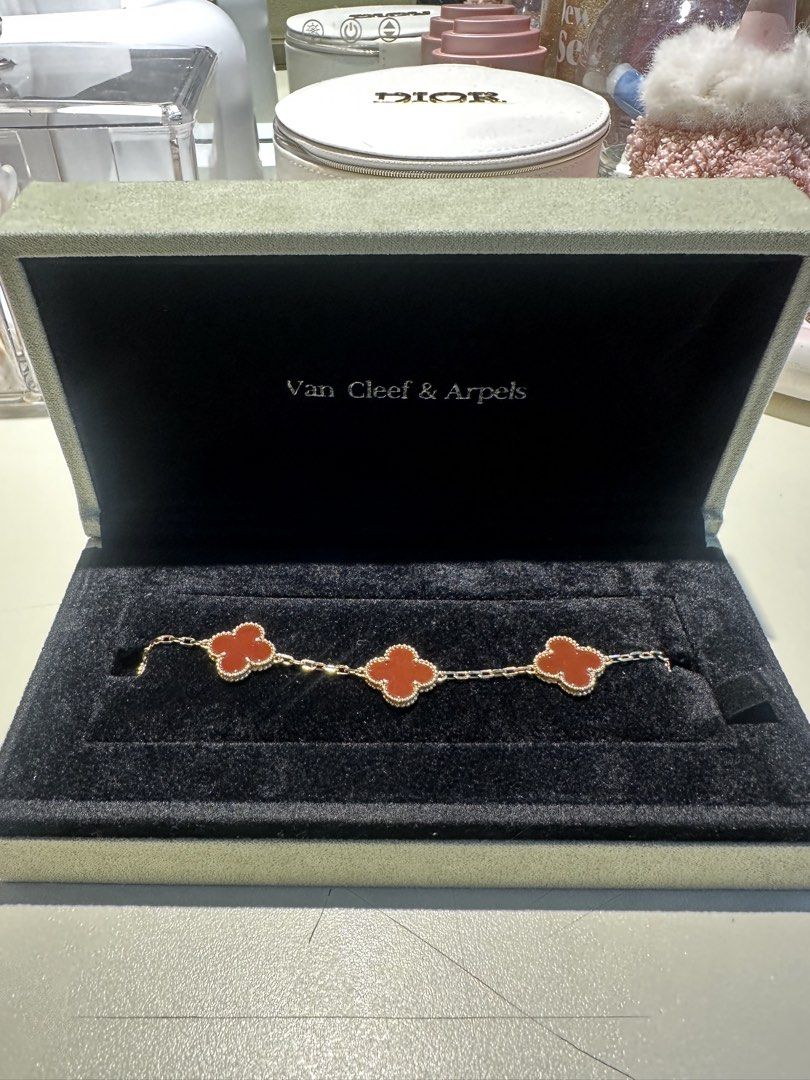 Van Cleef & Arpels Alhambra Bracelet (Category: Bracelets) located in Taguig. Submitted by _kimmarie.94 (Listing ID 1422719410, Image 1). Description: VCA Vintage Alhambra bracelet in 18K yellow gold with red carnelian 5 motifs. 19cm 10.4g For sale or for swap to White Gold VCA Guilloche bracelet .