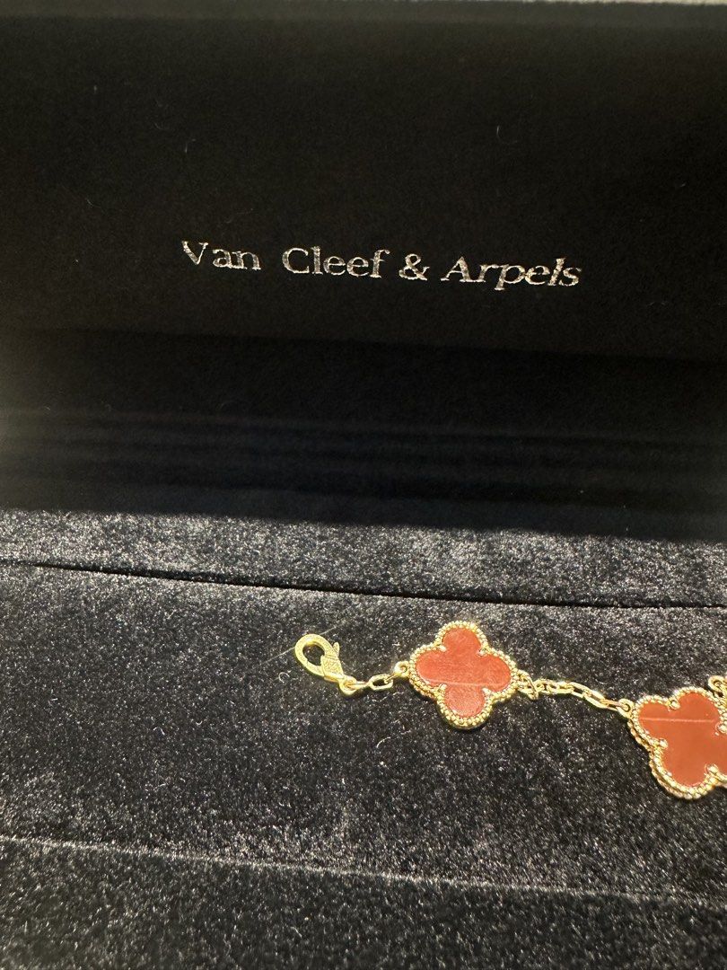 Van Cleef & Arpels Alhambra Bracelet (Category: Bracelets) located in Taguig. Submitted by _kimmarie.94 (Listing ID 1422719410, Image 3). Description: VCA Vintage Alhambra bracelet in 18K yellow gold with red carnelian 5 motifs. 19cm 10.4g For sale or for swap to White Gold VCA Guilloche bracelet .