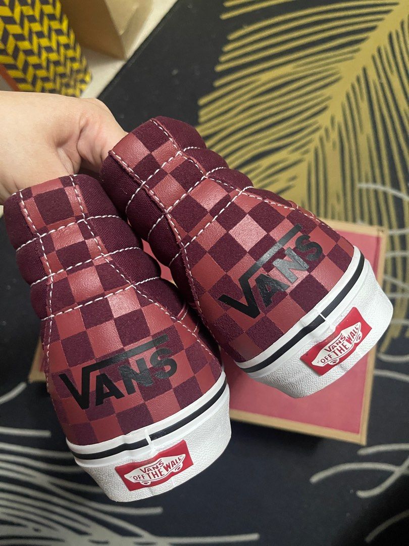 Vans Sk8 Hi Check Port Royale (Category: Sneakers) located in Makati City. Submitted by imasupernova (Listing ID 1422878410, Image 3). Description: Vans Sk8 Hi Logo Check Port Royale Size 9.5 US Men / 42 EU Brand new, never been used Bought from Vans Warehouse Includes original box and paper RFS: Not my style anymore Can do meetups near Bacoor Cavite, Alabang and BGC on select days.