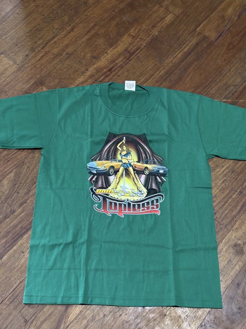 VINTAGE VIBE TOPLESS CAR TEE (Category: Tshirts & Polo Shirts ) located in Quezon City. Submitted by 999bodega (Listing ID 1422749593, Image 2). Description: VINTAGE VIBE TOPLESS CAR TEE 20x27 .