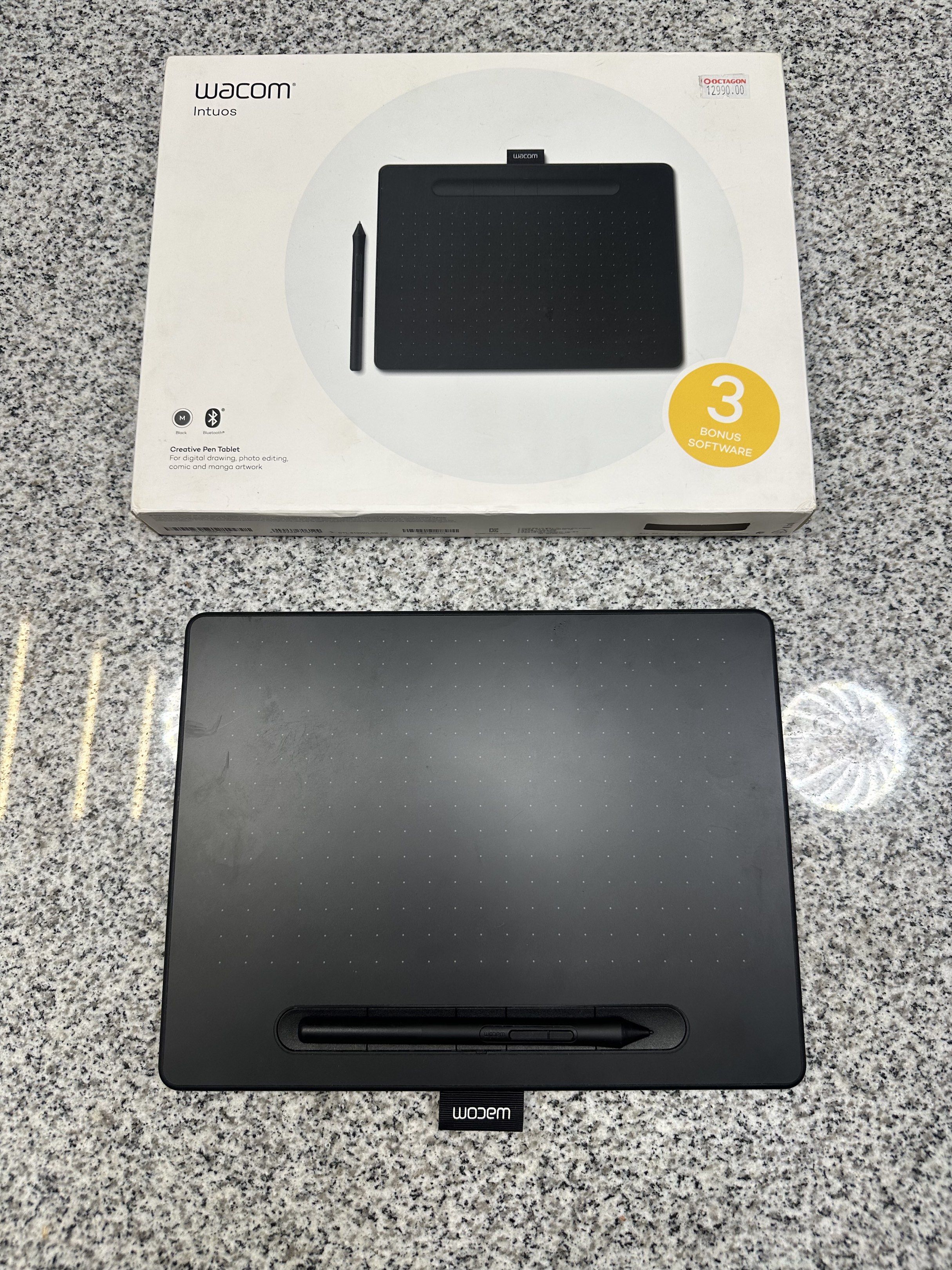 Wacom Intuos 10 Inches Drawing Tablet / Pad (Category: Others) located in Makati City. Submitted by zeal.fiona (Listing ID 1422892363, Image 2). Description: Size: 10.4" x 7.8" No issues Complete with box Used only for 2 months RFS: Upgraded .