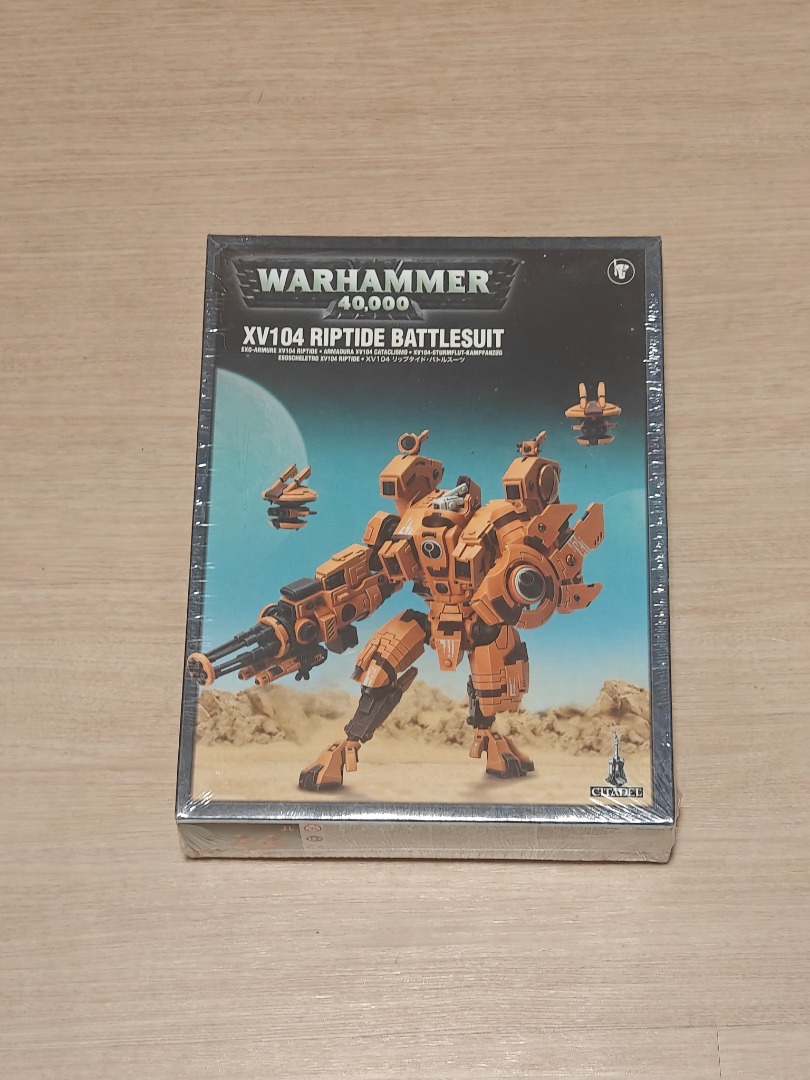 Warhammer 40K Tau XV104 Riptide Battlesuit (New), Hobbies & Toys, Toys ...