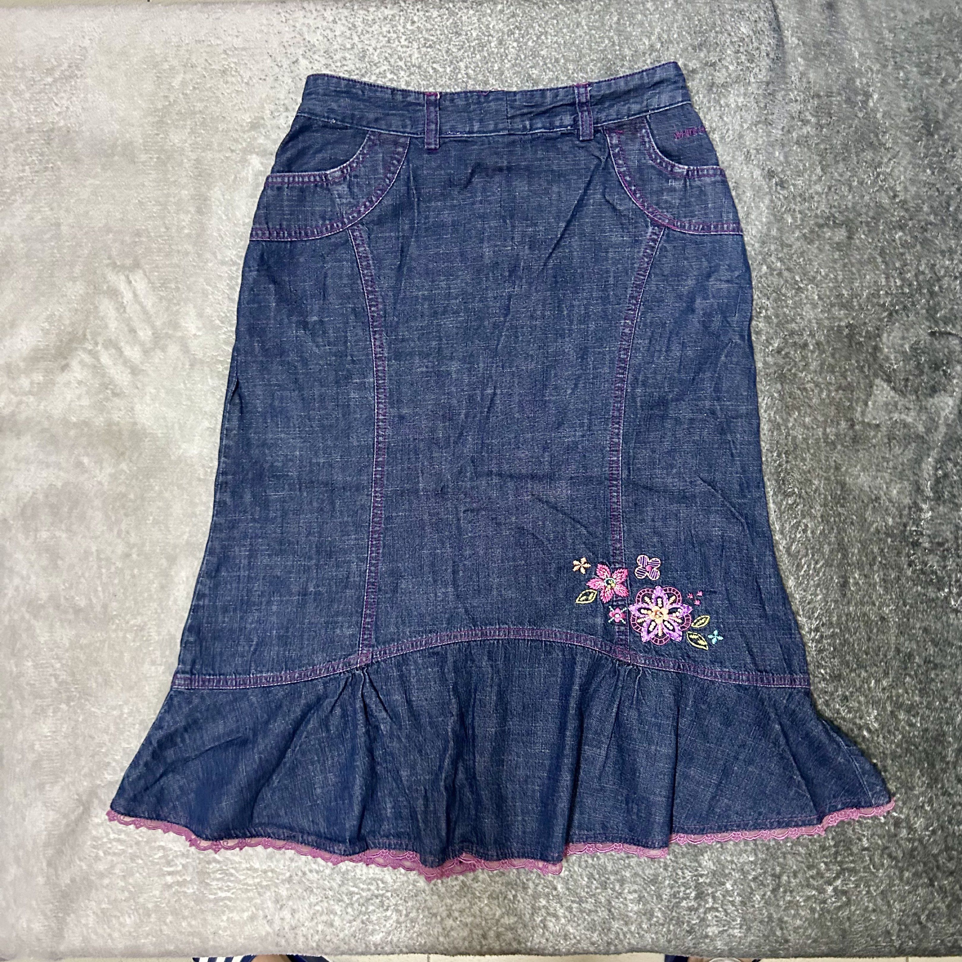 Denim Skirt (Category: Skirts) located in Butuan. Submitted by ishinitially (Listing ID 1422715702, Image 1). Description: seller’s fav!!!! love the embroidery! <3 - denim skirt by White House - features embroidered floral details - flared hemline with delicate lace trim - button closure - so cute pockets omg - contrasting pink stitching can fit s & m.