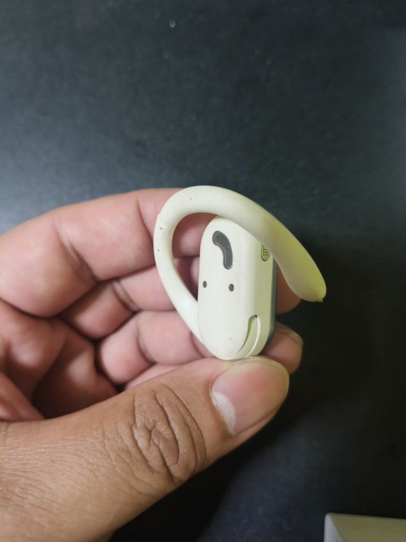 Wireless headphones65561406696579114