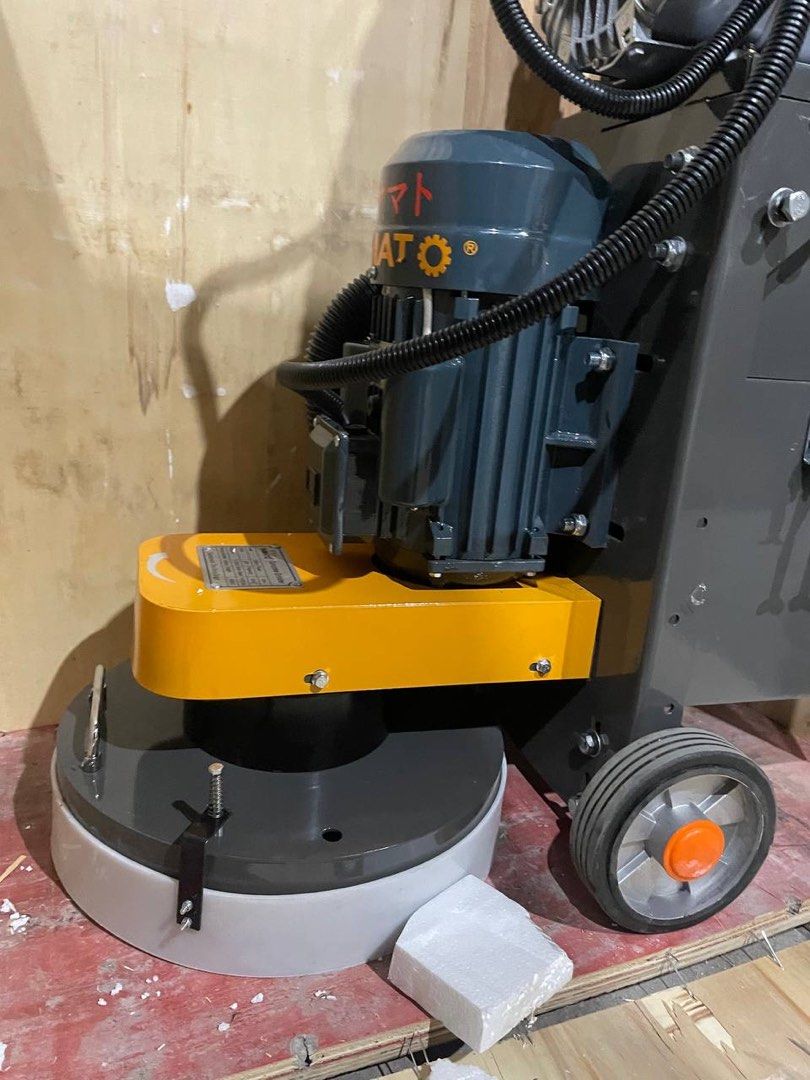 Yamato Floor Grinder (Category: Construction Tools & Equipment) located in Manila. Submitted by joeyroque09 (Listing ID 1422835752, Image 2). Description: Floor grinder with vacuum .