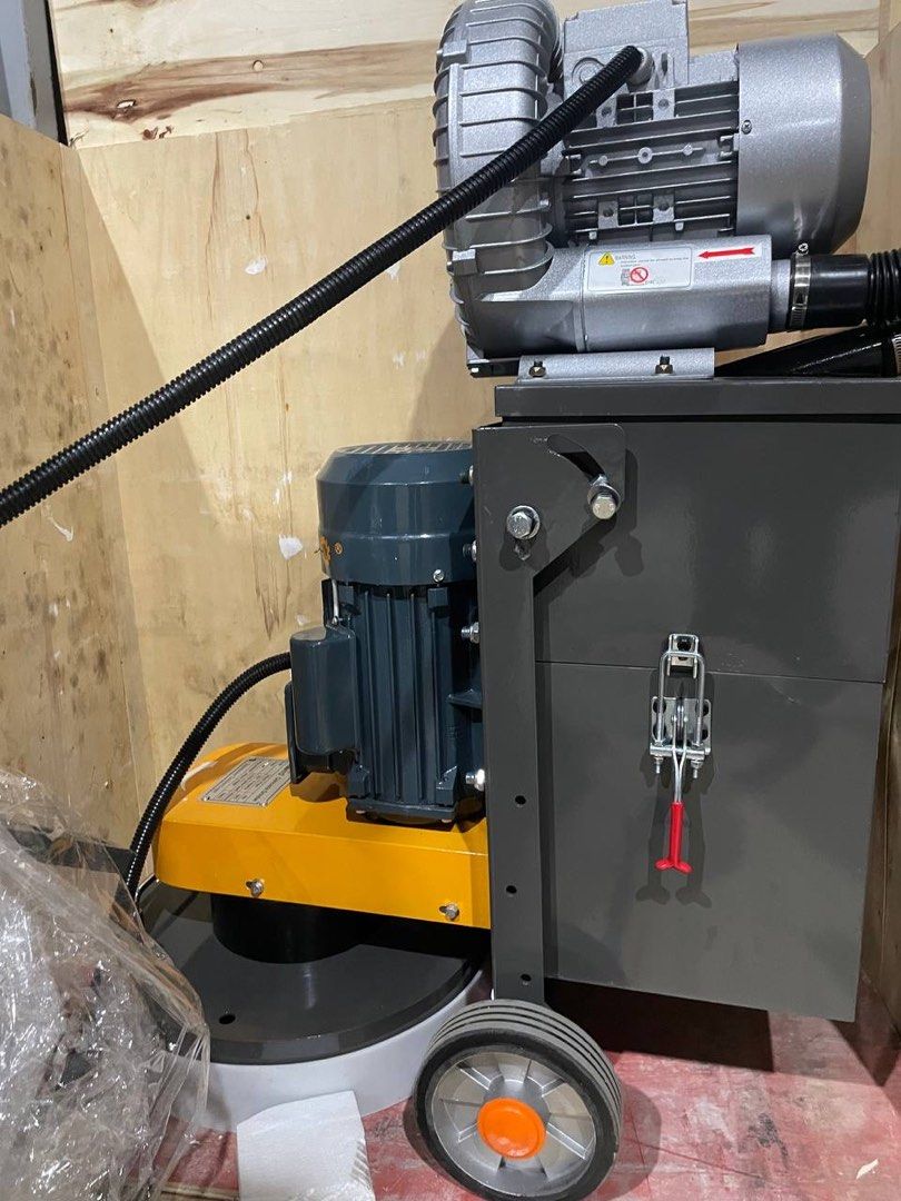 Yamato Floor Grinder (Category: Construction Tools & Equipment) located in Manila. Submitted by joeyroque09 (Listing ID 1422835752, Image 3). Description: Floor grinder with vacuum .