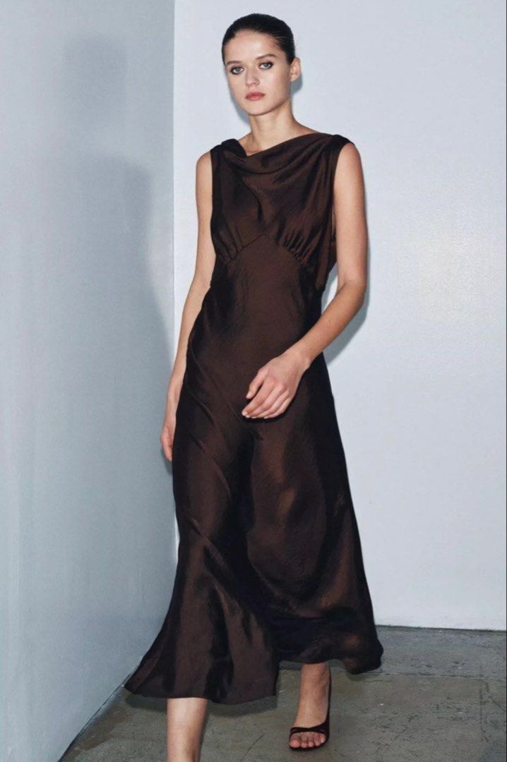 Zara Woman Collection Satin Midi Dress (Category: Dresses) located in Caloocan City. Submitted by marga_27 (Listing ID 1422841277, Image 1). Description: - Used once - Original Price: PHP 4,595.