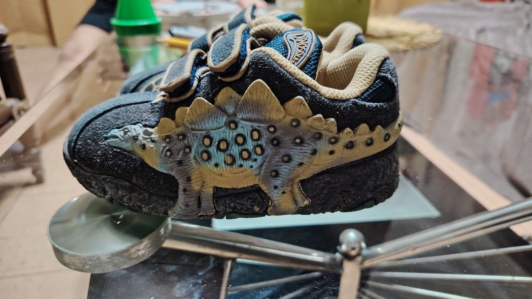 3D Dinosaur Shoes for toddlers (Category: Babies & Kids Fashion) located in San Mateo. Submitted by lengparlade (Listing ID 1423057282, Image 2). Description: Not locally available 3D. Super nice. Unique. Best for your dinosaur-loving toddler 😊.