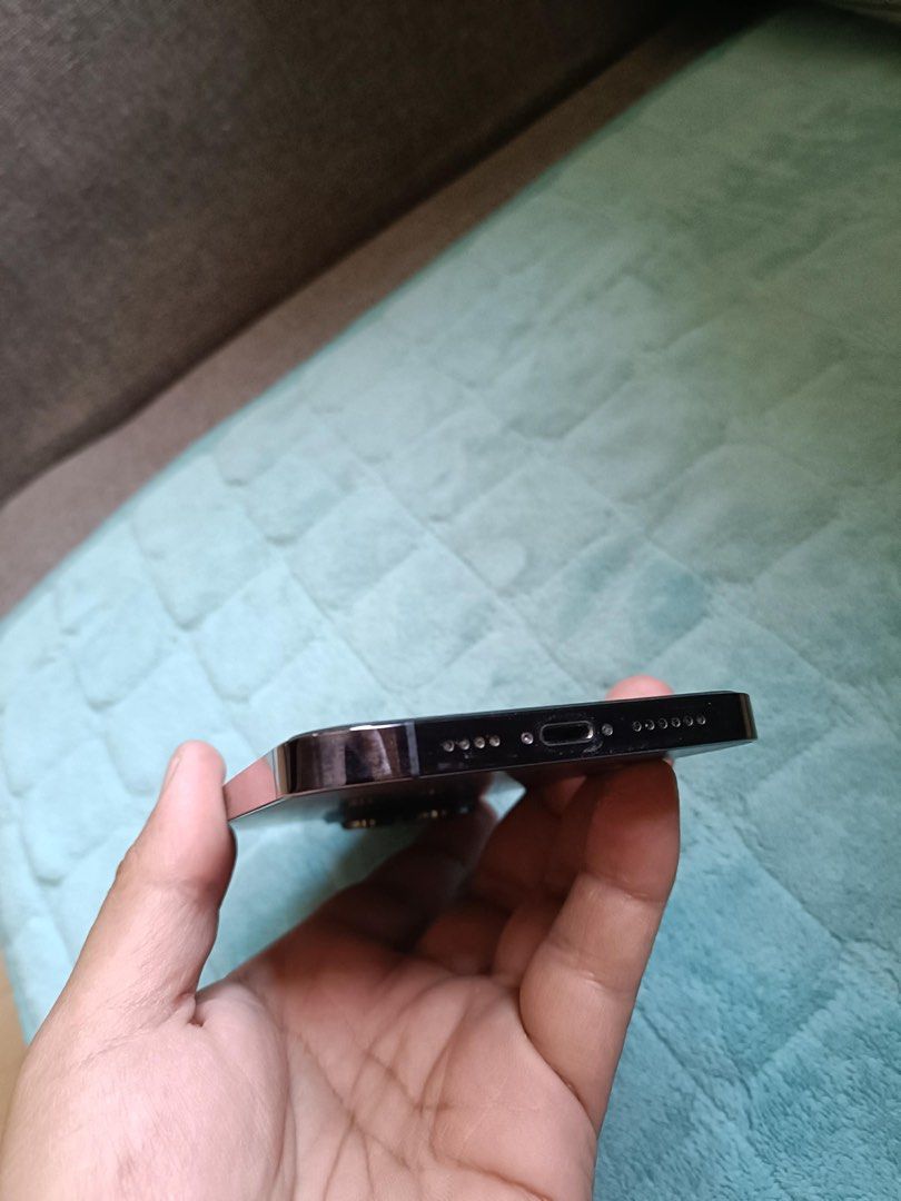 Apple iPhone 14 Promax (Category: iPhone 14 Series) located in Caloocan City. Submitted by raine17 (Listing ID 1422928990, Image 3). Description: Complete box and chrager 85% battery health Walang gasgas Meet up lang CAMANAVA Areas Test to sawa po tayo.