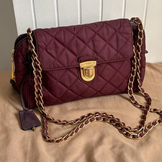 (Category: ) located in . Submitted by snatchmybag (Listing ID 1423035861, Image 1). Description: .