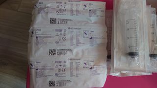 （分類：）位於 。 由 terryskluk 提交（商品編號 1422929401，圖片 1）。簡介： 。