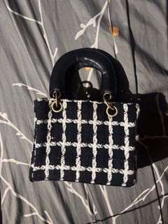 (Category: ) located in . Submitted by florocampo48421 (Listing ID 1423035294, Image 1). Description: .