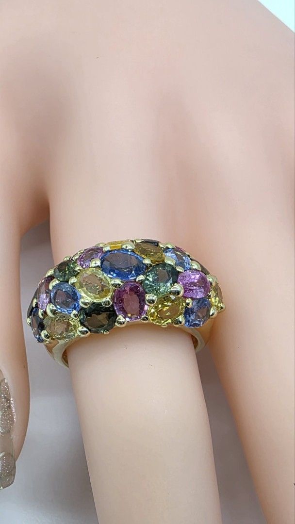 Certified Tutti Frutti multi color sapphire ring (Category: Rings) located in Imus. Submitted by art_luxe (Listing ID 1423074826, Image 1). Description: Certified Tutti Frutti multi color sapphire ring ✅ Tutti Frutti Sapphire Bombè ring in Large Pavè Setting ✅ Sapphire 10 carats oval cut ✅ set in K18 japan yellow gold ✅ 9.5 grams size 7.5 ✅ with Certfificate All of our unique jewelries on sale to this page are all sourced and carefully hand picke