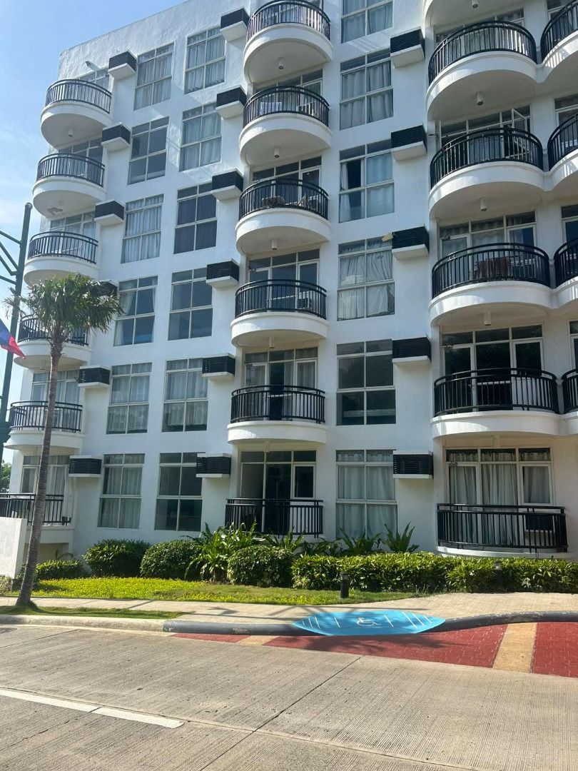 Corner Unit Boracay Condo (Category: Apartments & Condos) located in Mandaluyong City. Submitted by jimord_2020 (Listing ID 1422945817, Image 2). Description: This condo unit is at the 6th top floor of the of the condo building. It is a corner unit with a view of the beach on one side and of the golf fairway on the other. It is located in an exclusive enclave away from the maddening crowd. Oceanway Residences presents views that are just as capti