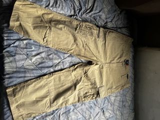 (Category: ) located in . Submitted by ammarrifdi49675 (Listing ID 1422967028, Image 1). Description: .