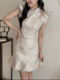 (Category: ) located in . Submitted by yilyystores (Listing ID 1422920798, Image 1). Description: .