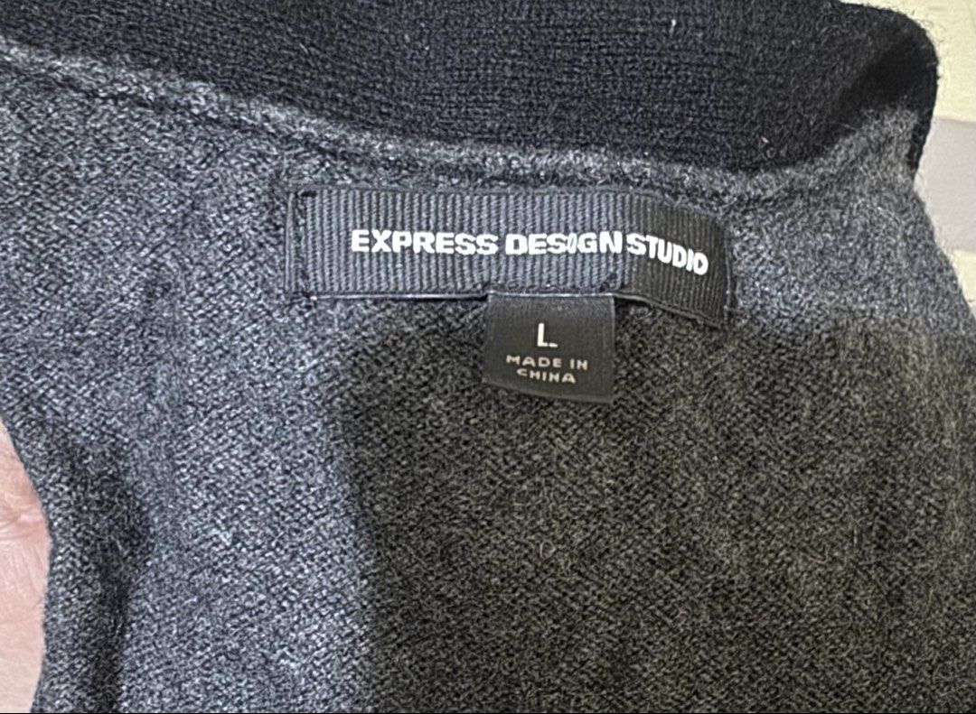 Express Design Studio Vest - Size L (Category: Vests) located in Baguio. Submitted by zyzy21 (Listing ID 1423021922, Image 2). Description: - Express Design Studio vest - Size: L - Color: Gray and black - Features: V-neck, button closure, two front pockets.