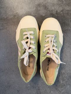 （分類：）位於 。 由 chermxx 提交（商品編號 1423039527，圖片 1）。簡介： 。