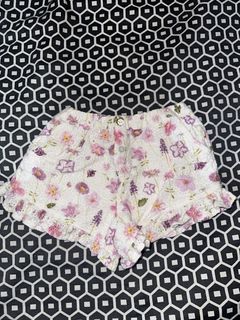 (Category: ) located in . Submitted by mommaskye (Listing ID 1423038827, Image 1). Description: .