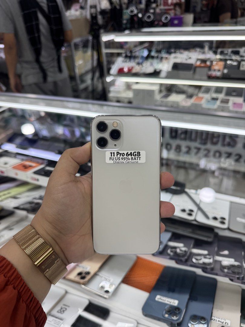 Iphone 11 Pro 64gb 95% batt Genuine LCD (Category: iPhone 11 Series) located in San Juan City. Submitted by keannagadgetph (Listing ID 1423030979, Image 1). Description: Available Units for today's POST! Iphone 11pro / 64gb / FU / Genuine LCD - any colors available (price may vary) - good condition - 95% Makinis - 95% battery - NTC Variant ~ Accepting SWAP / TRADE IN / INSTALLMENT / BINTA UNIT ~ CASH ON DELIVERY METRO MANILA / LBC PAYMENT FIRST ~