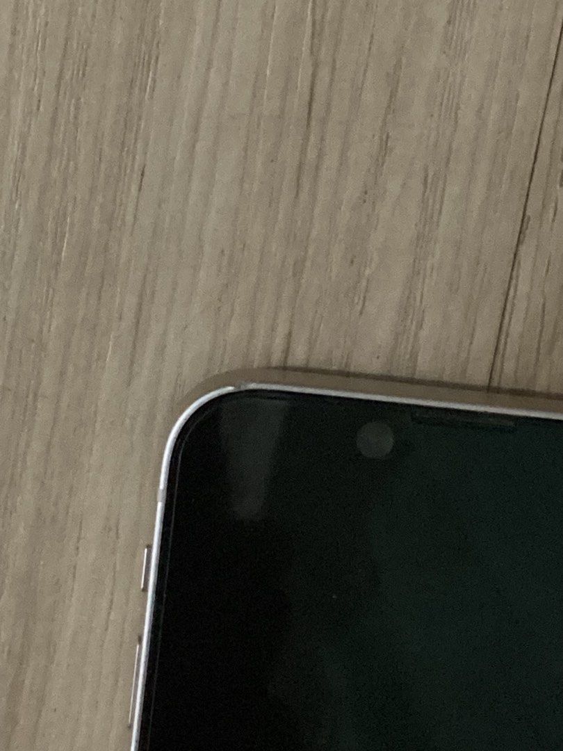 Iphone 13 mini (Category: iPhone 13 Series) located in Pasig City. Submitted by mygshuibi (Listing ID 1423009504, Image 3). Description: - Iphone 13 mini, Starlight, 128GB - Bought in 2022 - Openline any sim pwede - Small dent at the top left but not noticeable with a case , also very tiny scratch on the screen pero the screen protector hides it. Di rin masyado nakikita without the screen protector - Battery Health: 75% - No repairs, everything i