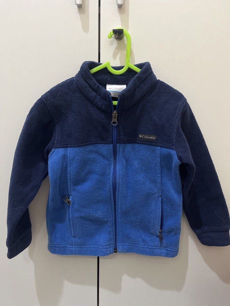 Jaket columbia tebal (Kategori: 4 hingga 7 tahun) berada di Depok. Dikirim oleh manwomankidstuff (ID iklan 1422959126, Gambar 1). Deskripsi: Bisa co oren.