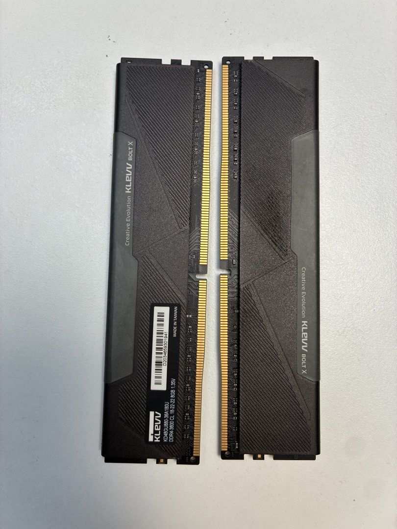 KLEVV BOLT X DDR4 3600MHz 8GB RAM x 2, Computers & Tech, Parts ...