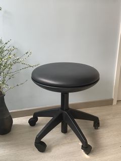 （分類：）位於 。 由 hereforsellll 提交（商品編號 1422999431，圖片 1）。簡介： 。