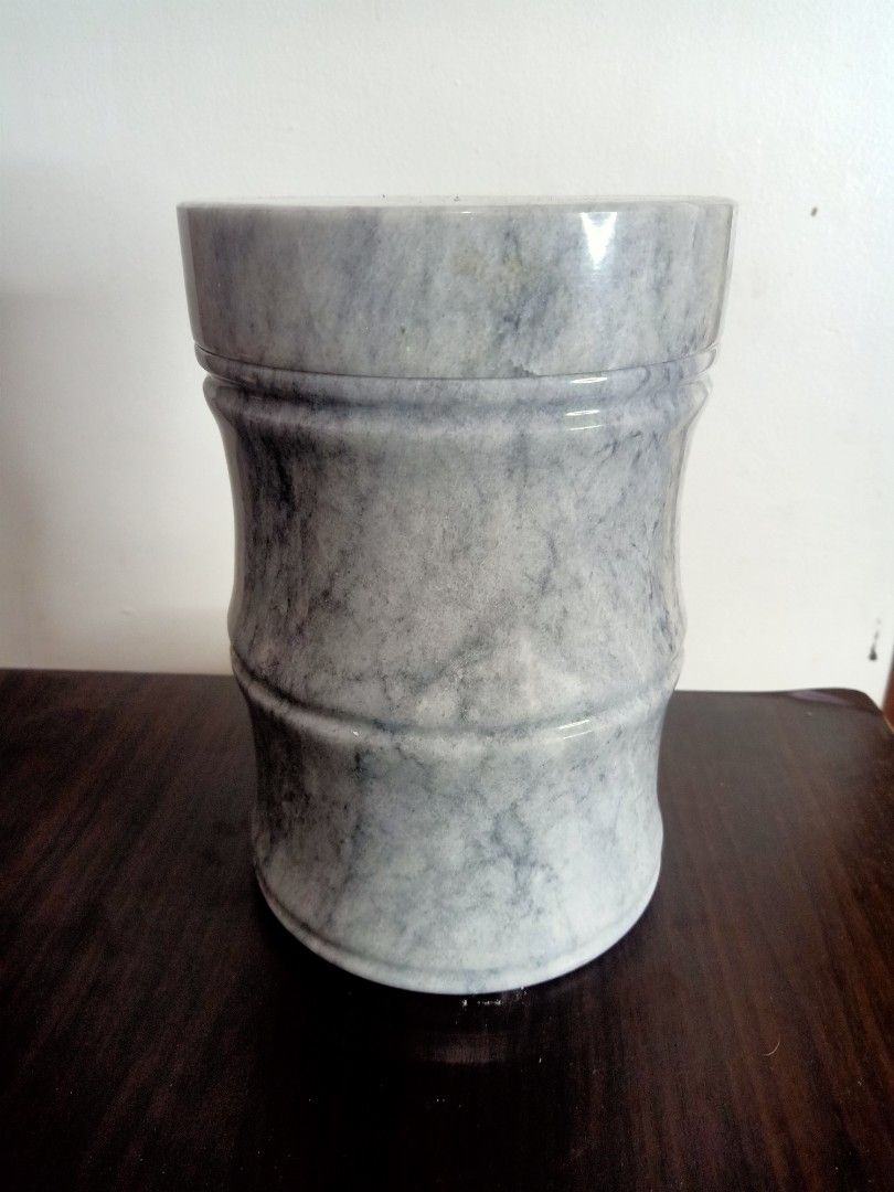 Marble urn (Category: Vases & Decorative Bowls) located in Las Pinas. Submitted by the_recycle_shop (Listing ID 1423029640, Image 1). Description: Marble urn for human Unused.