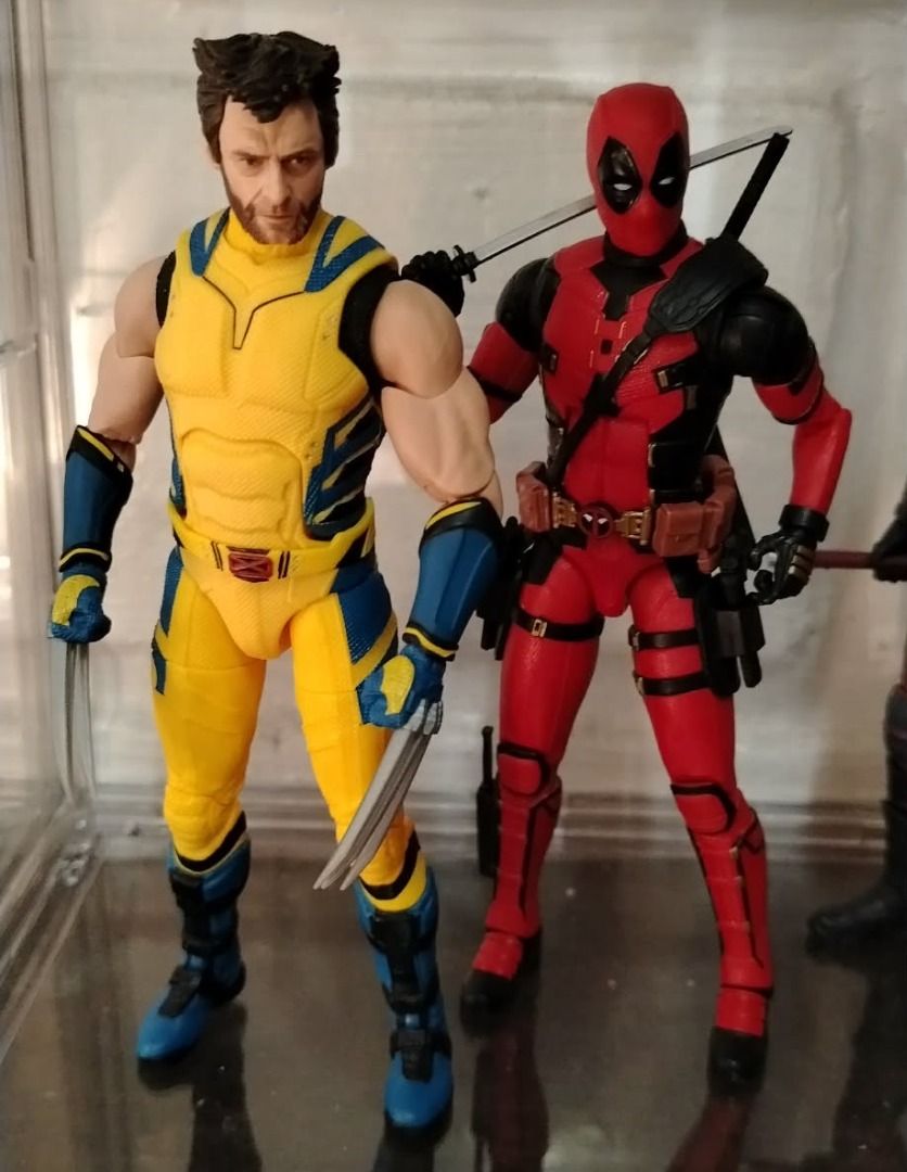 Marvel Legends SET Wolverine / DeadPool + Custom Arms for Wolvie 100% ...