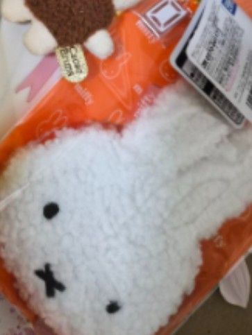 Miffy x Morozoff chocolates Japan pouch (Category: Purses & Pouches) located in Bacoor. Submitted by silver.ag (Listing ID 1422842720, Image 1). Description: From Japan! Pouch only.