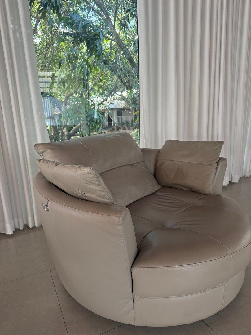 Milano & Design Captain Swivel Chair (Category: Sofas) located in Rizal. Submitted by eunbo (Listing ID 1422994956, Image 1). Description: from italian firm Chateau d’Ax which operates under Milano & Designs Captain’s Swivel Chair (like-new), 1- seater SRP: 149,995.00 Discounted Price: 119,996* Offer Price: P45,000 RFS: moving out seating height : 29 inches length: 51 inches width : 41 inches Color: gray.