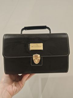 (Category: ) located in . Submitted by sun.preloved3 (Listing ID 1423028688, Image 1). Description: .