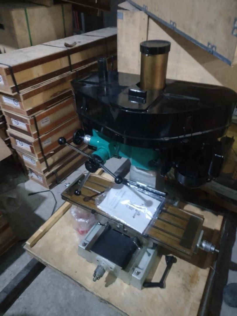 Milling Drilling Machine (Category: Construction Tools & Equipment) located in Manila. Submitted by joeyroque09 (Listing ID 1422999597, Image 3). Description: Dilling machine.