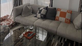 (Category: ) located in . Submitted by warehouseclear (Listing ID 1422924429, Image 1). Description: .