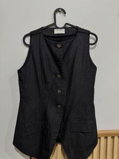 (Category: ) located in . Submitted by preloved_by_min (Listing ID 1423030593, Image 1). Description: .