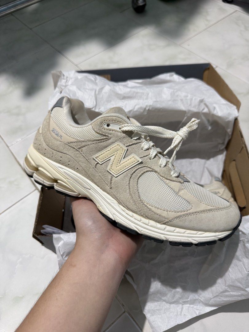 New Balance 2002R Calm Taupe (Category: Sneakers) located in Las Pinas. Submitted by kicksgenic (Listing ID 1422949112, Image 1). Description: SALE/TRADE NB 2002r ‘Calm Taupe’ Size 9 MNS ₱2,795 ONLY USED/COMPLETE #kicksgenic #kicksgenicph.