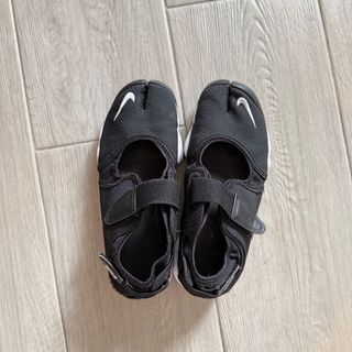（分類：）位於 。 由 2ndhandclothes 提交（商品編號 1422954480，圖片 1）。簡介： 。